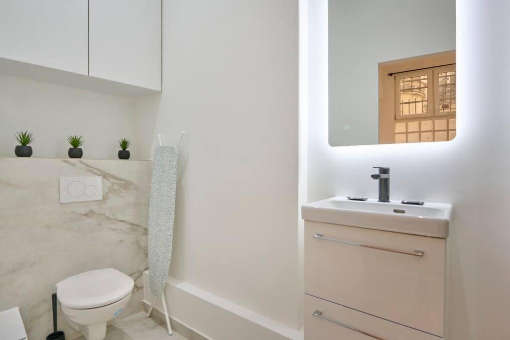 Marais - Modern Apartment Париж Экстерьер фото